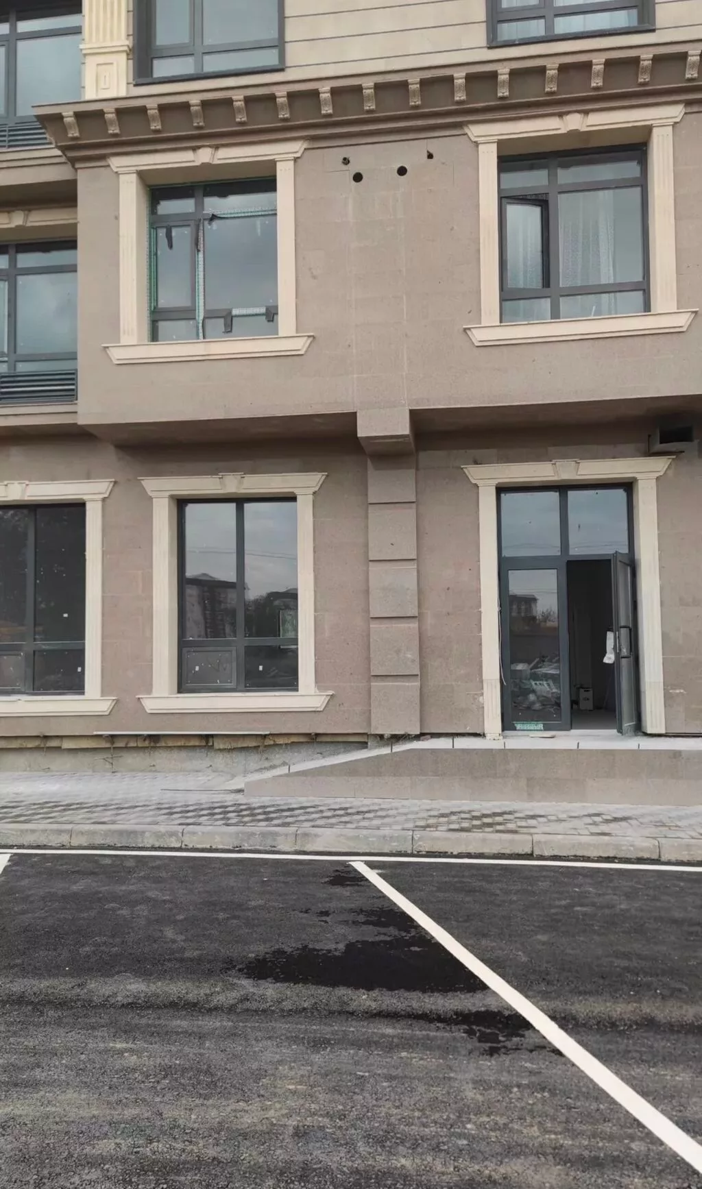 Аренда офисов, 111 м², В жилом комплексе, С отдельным входом, С отдельным сан узлом
