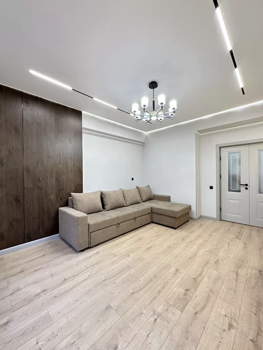 2 комнаты, 64 м², Джал-15 4 этаж, Дизайнерский ремонт