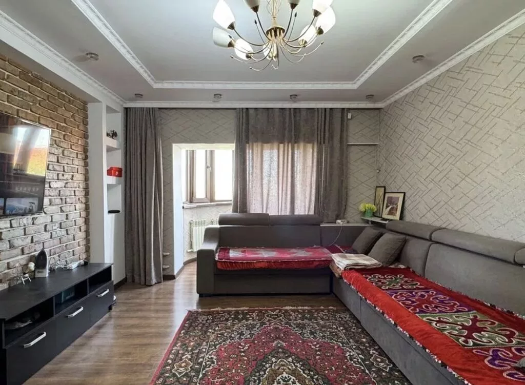 3 комнаты, 70 м², Золотой квадрат Индивидуалка, 5 этаж, Евроремонт