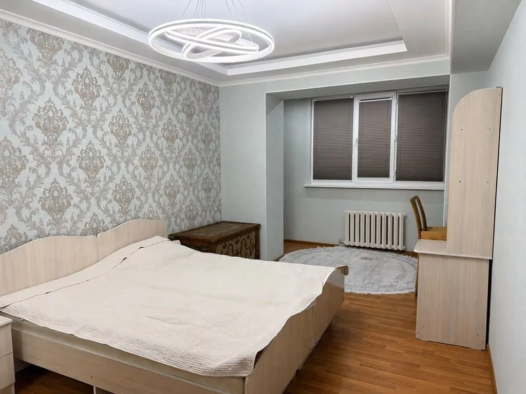 2 комнаты, 73 м², Вефа ТЦ Элитка, 4 этаж, Старый ремонт
