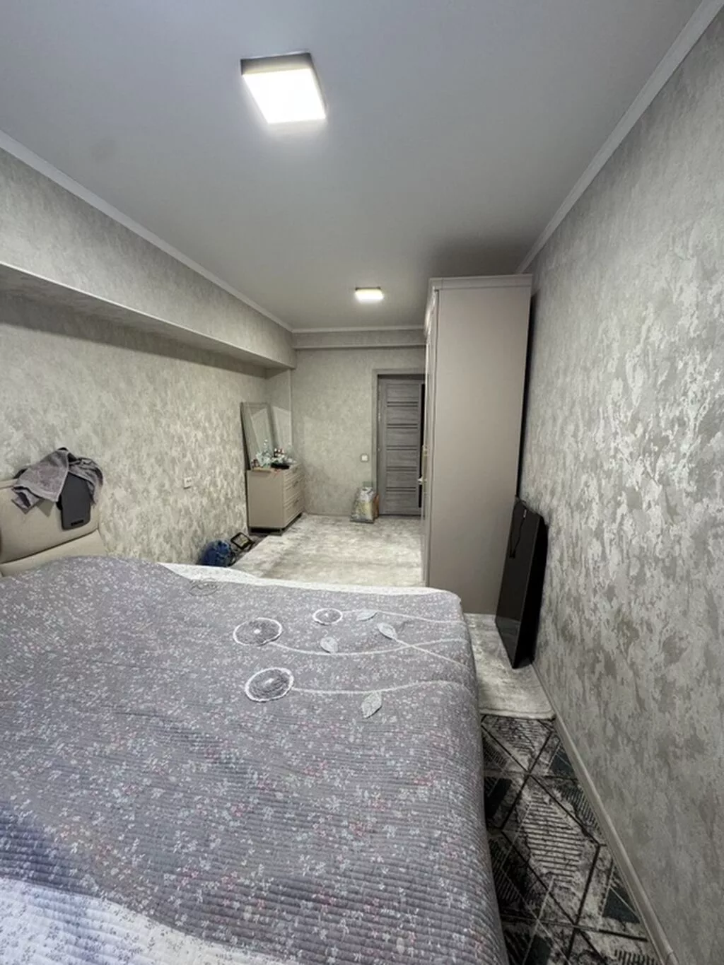 2 комнаты, 48 м², Золотой квадрат Индивидуалка, 2 этаж, Евроремонт