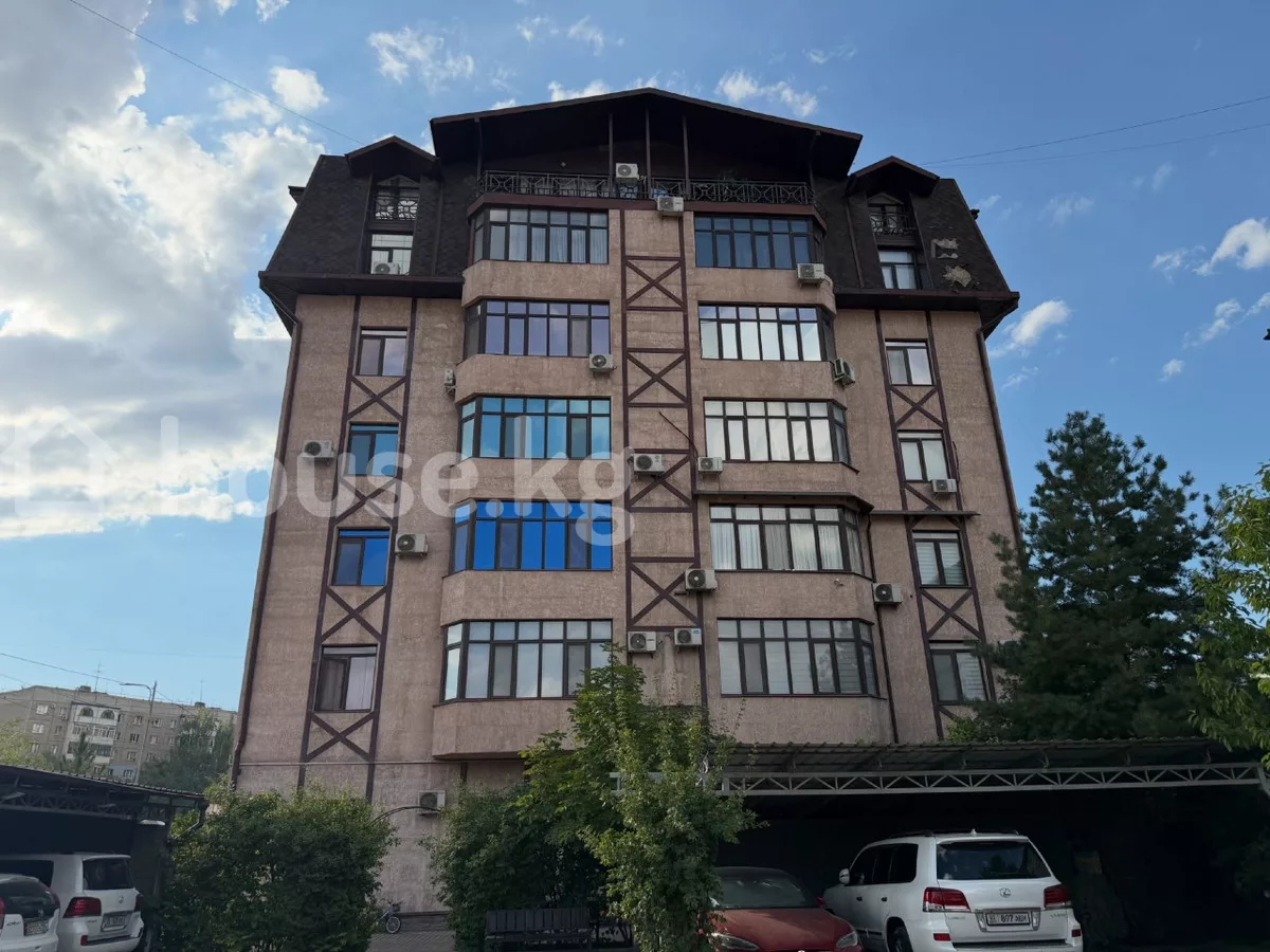 Продажа, 4-комн. квартира: Чуйская область / Бишкек, город Бишкек, 11 м-н — за 20 148 000 сом