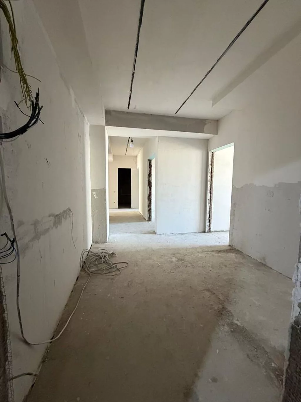 4 комнаты, 121 м², Асанбай мкр Элитка, 6 этаж, ПСО (под самоотделку)
