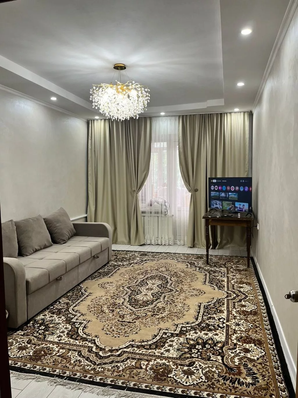 2 комнаты, 77 м², Учкун мкр 106 серия, 1 этаж, Евроремонт