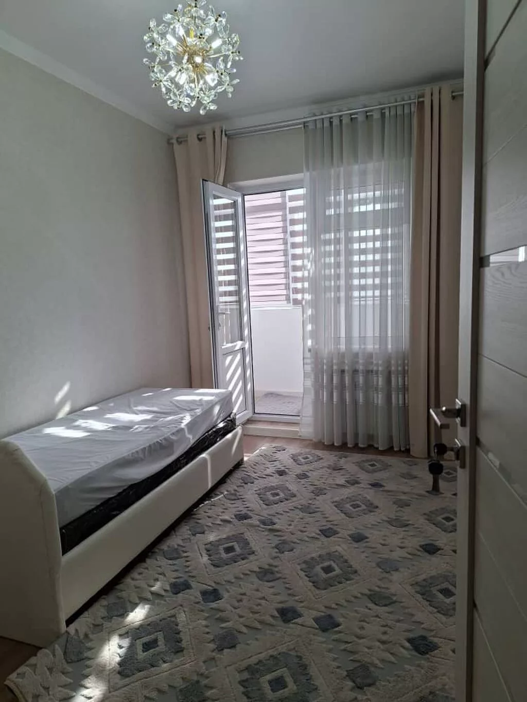 3 комнаты, 71 м², Восток-5 мкр 105 серия, 7 этаж, Евроремонт