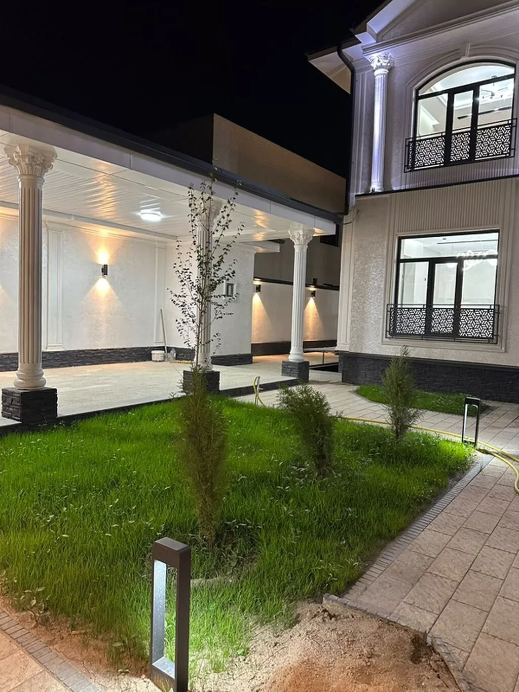 🏡 Продаётся просторный двухэтажный дом в Алтын Ордо Отличный вариант