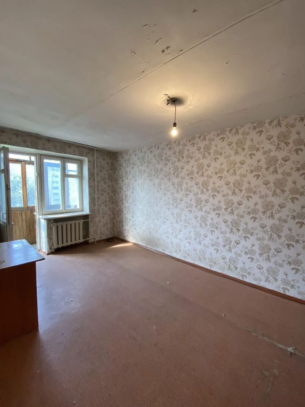 1 комната, 29 м², 5 мкр Индивидуалка, 4 этаж, Требуется ремонт