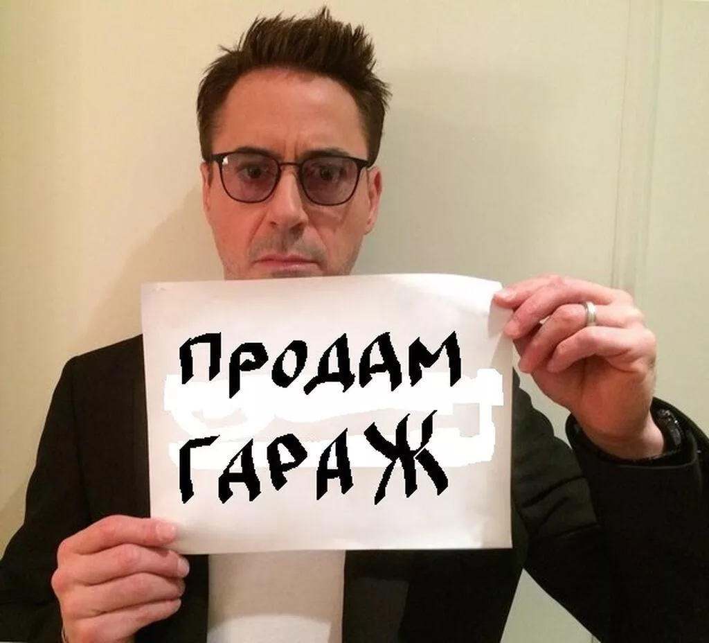 Продаю гараж Токмок 1 мкр есть свет 
3 ряд с зади стоянки
