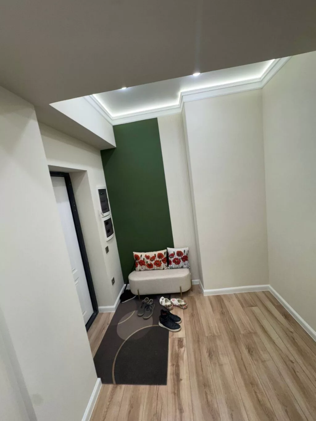2 комнаты, 80 м², Асанбай мкр 13 этаж, Дизайнерский ремонт