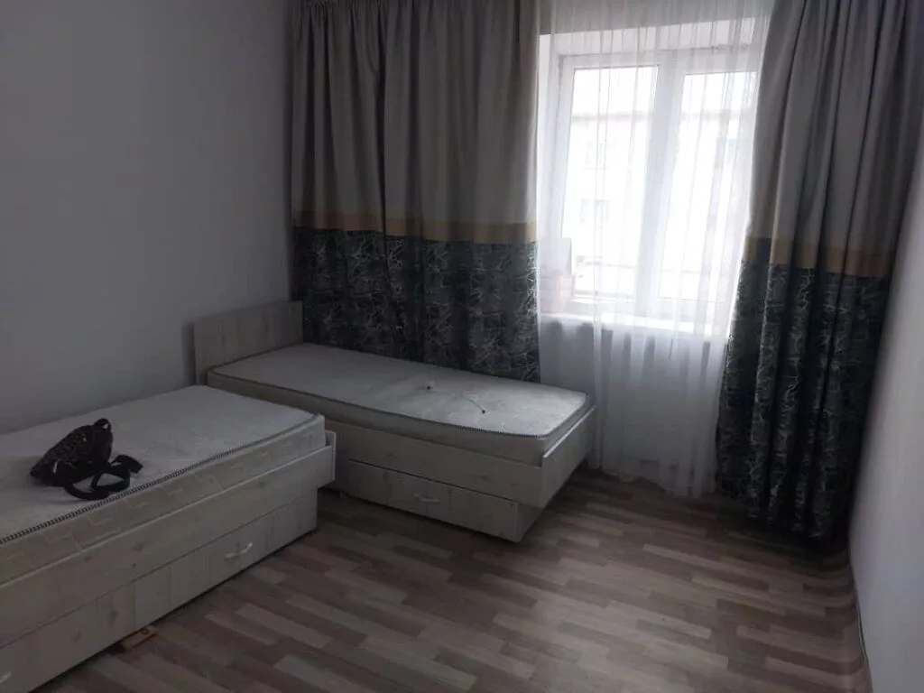 Сдаётся общежитие на длительный срок! 📍 5 микрорайон, дом 10, кв